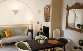 Leuca Bis House